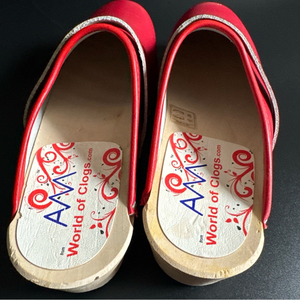 Red Clogs - Picture 11 of 13